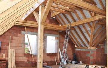 Hartest attic trusses